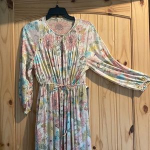 Vintage Peignoir Women's XL blue pink yellow floral nightgown robe pastel colors